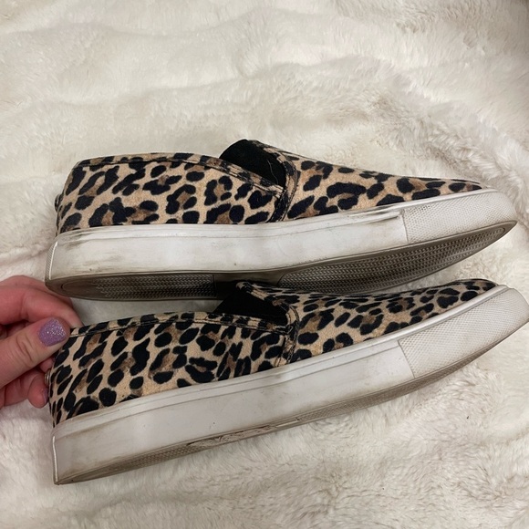 Steve Madden Women’s Leopard Print Slip-On Shoes Size 6.5 - Picture 4 of 6